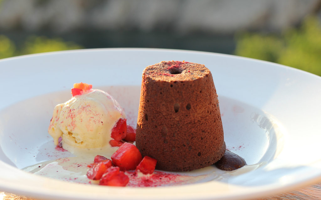 nada chocolate cake
