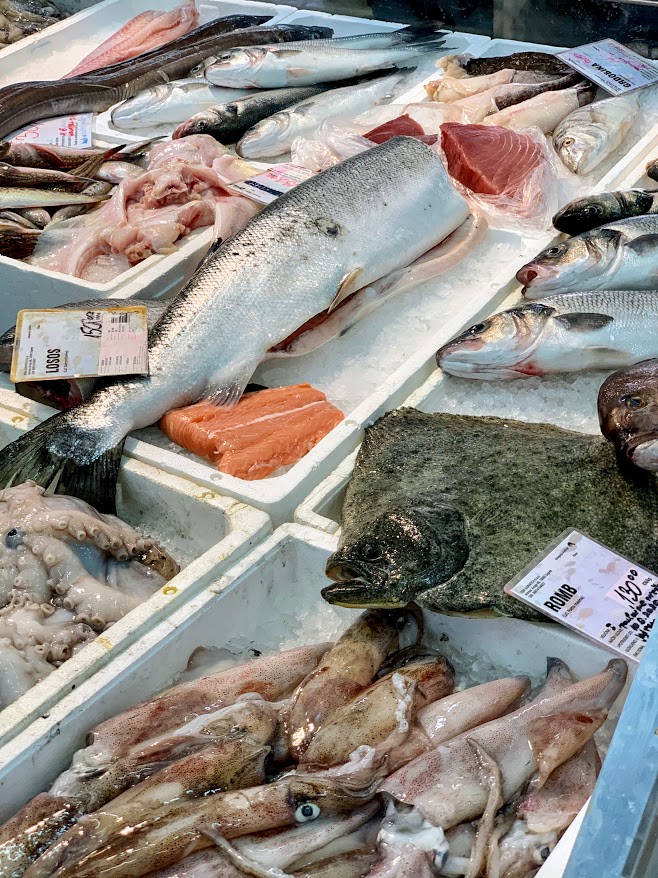 dolac market seafood fish