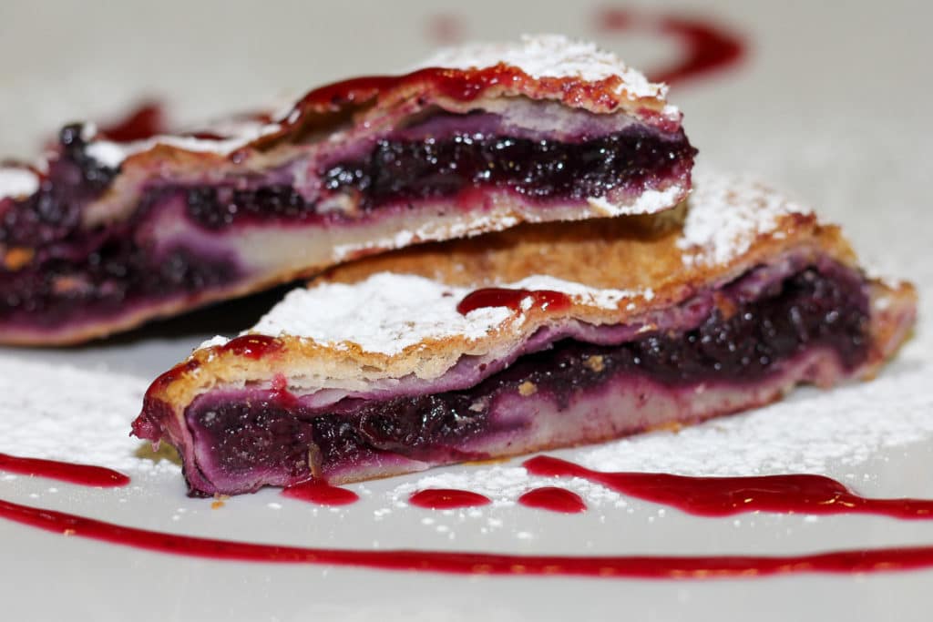 bitoraj blueberry strudel